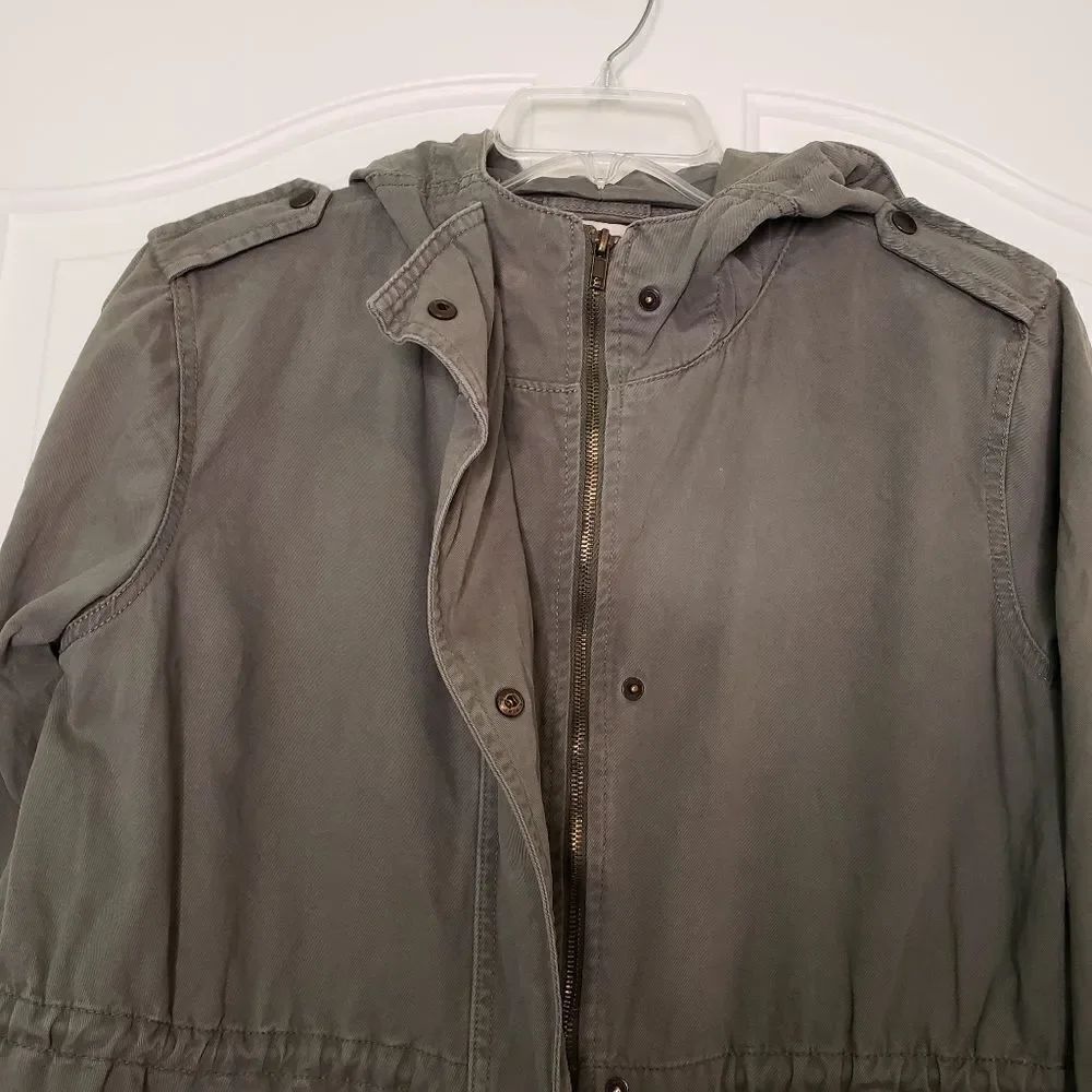 Forever 21 Jacket - Picture 4 of 8